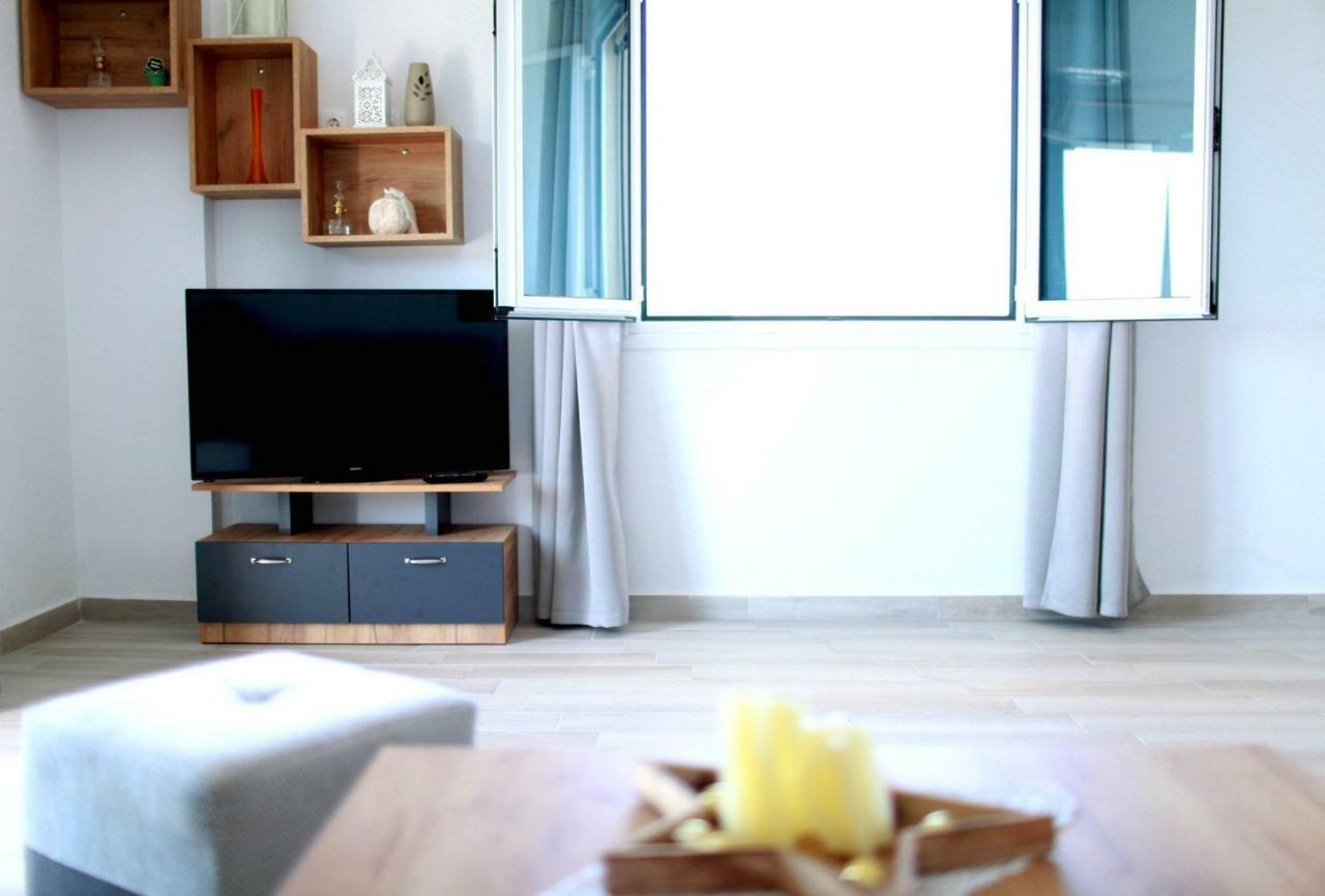 Mihalis Apartments Himara Kültér fotó