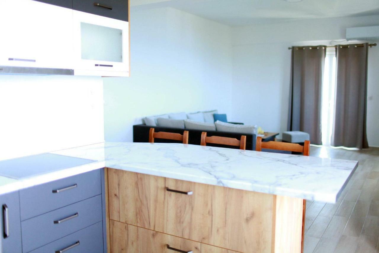 Mihalis Apartments Himara Kültér fotó