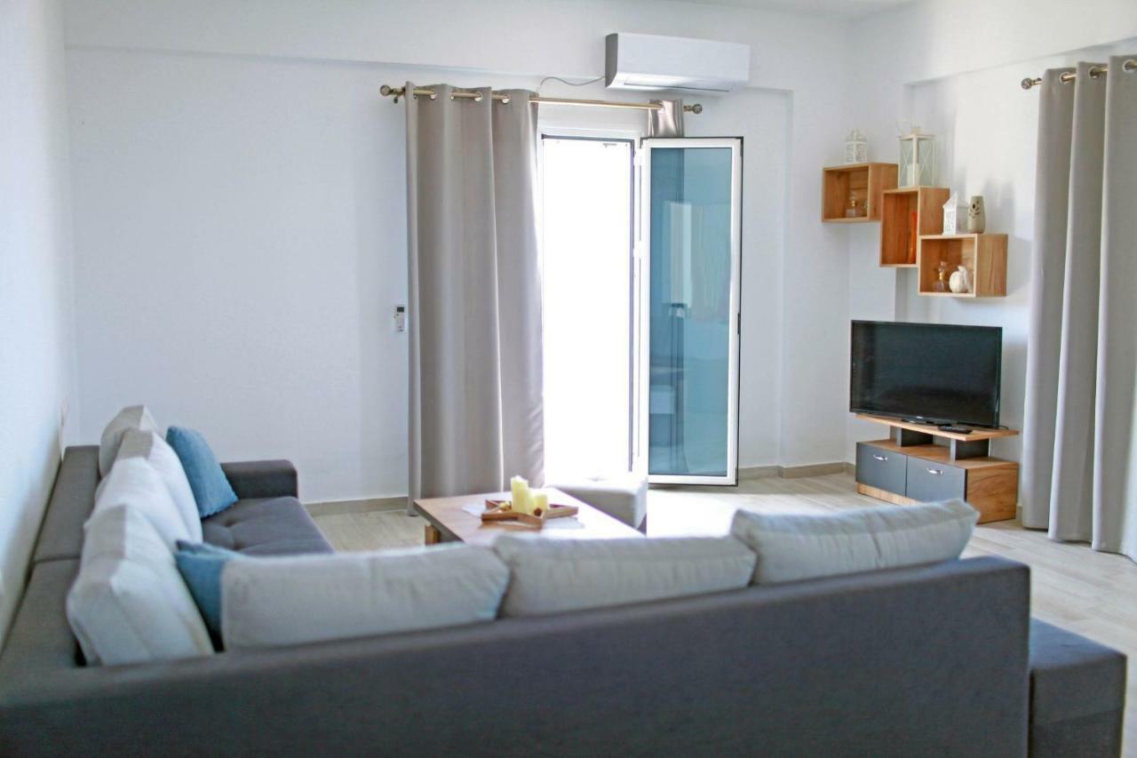 Mihalis Apartments Himara Kültér fotó