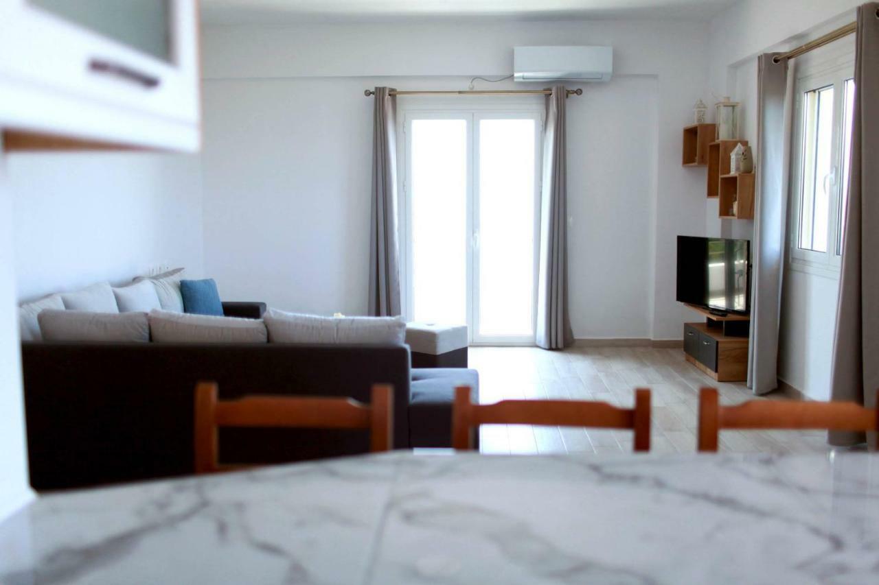 Mihalis Apartments Himara Kültér fotó